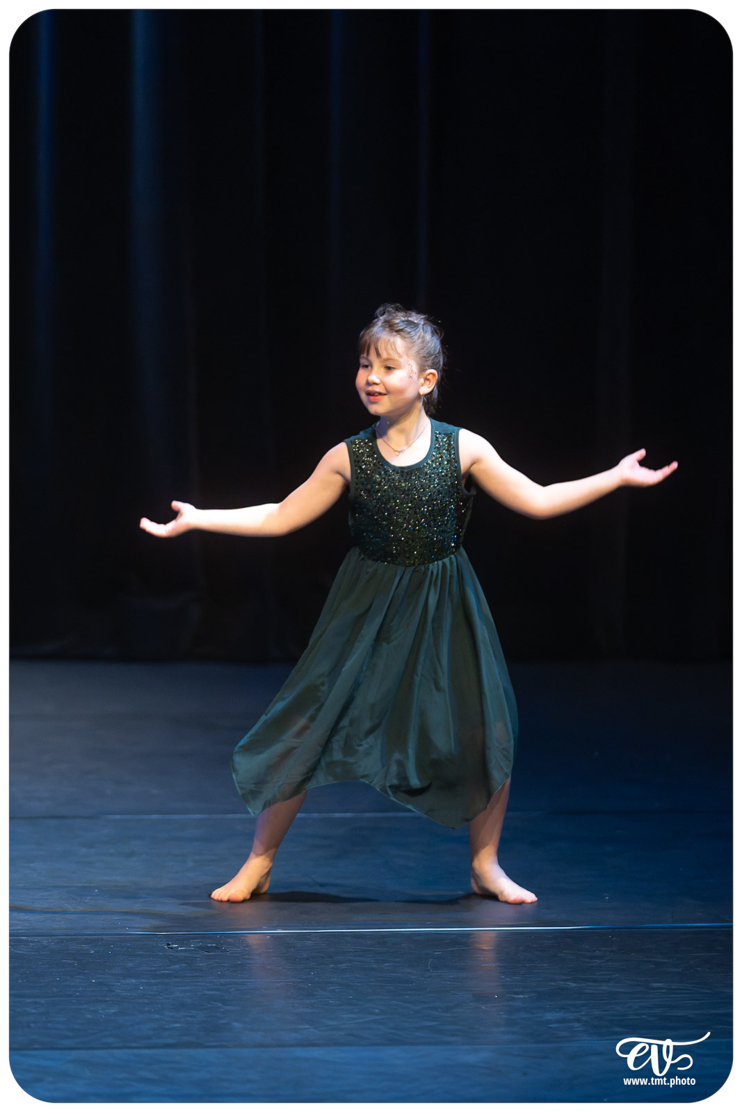ECOLE DE DANSE CÉCILE ADAMOW
